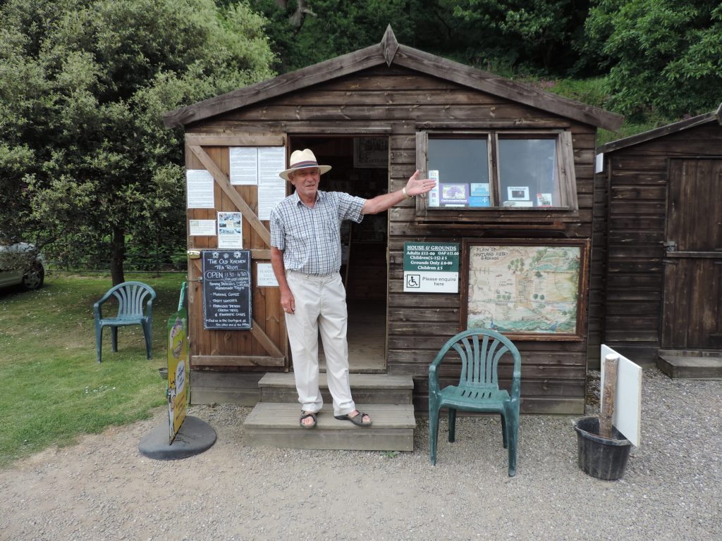 Tony at the kiosk